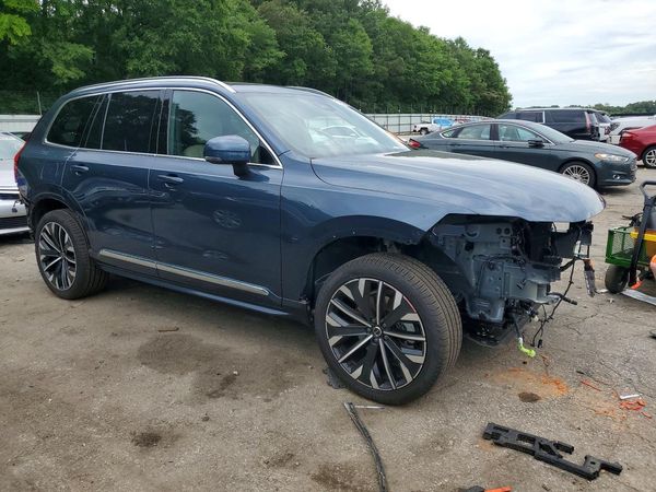 2025 VOLVO XC90 Ultra