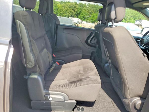 2020 DODGE GRAND CARAVAN SE