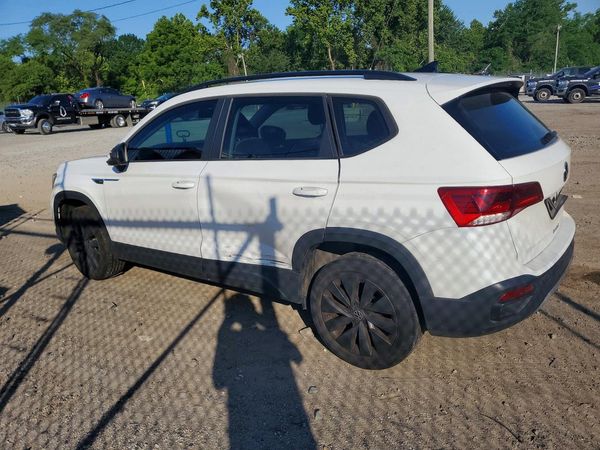 2022 VOLKSWAGEN TAOS