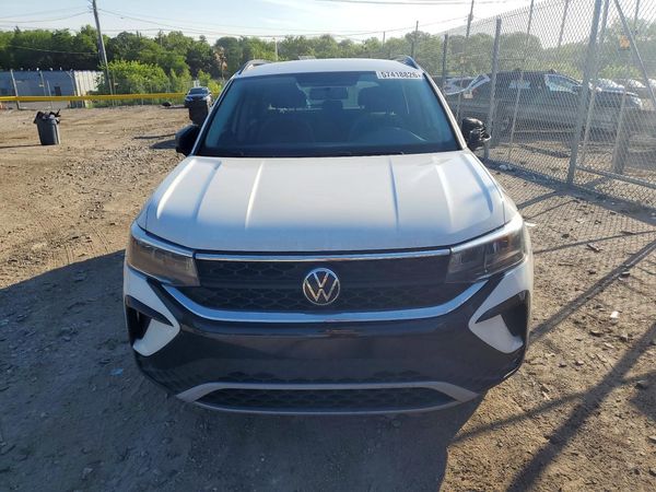 2022 VOLKSWAGEN TAOS