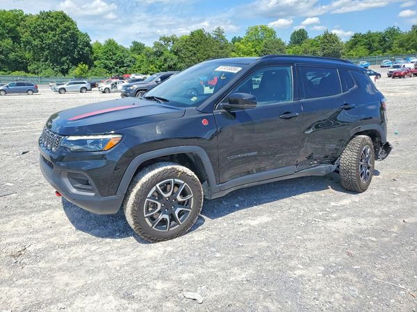 2024 JEEP COMPASS TRAILHAWK 4X4