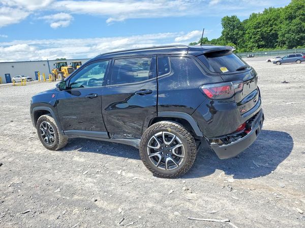 2024 JEEP COMPASS TRAILHAWK 4X4