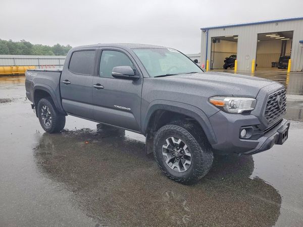 2020 TOYOTA TACOMA SR5