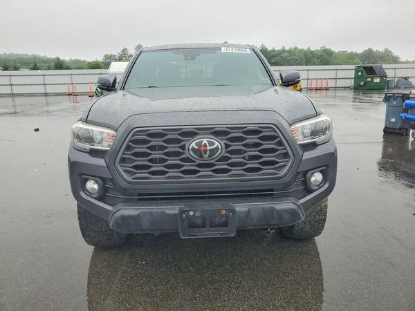 2020 TOYOTA TACOMA SR5