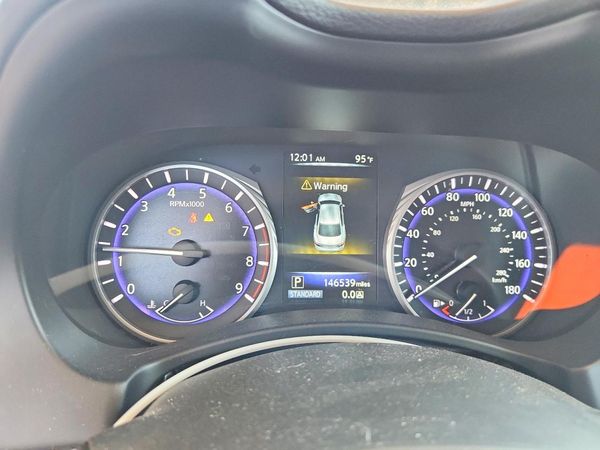 2017 INFINITI Q50