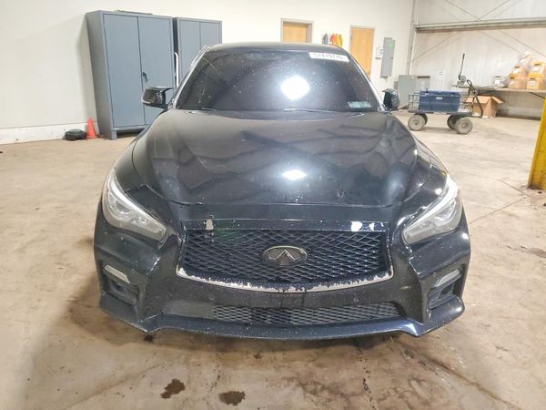 2015 INFINITI Q50