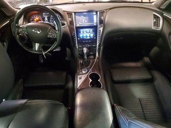 2015 INFINITI Q50
