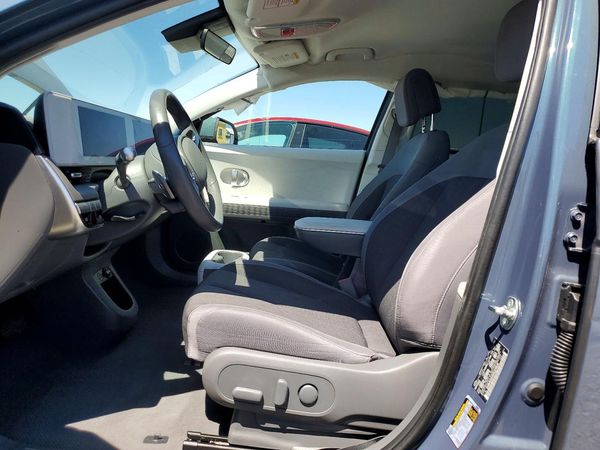 2024 HYUNDAI IONIQ 5 SE