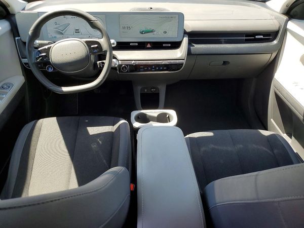 2024 HYUNDAI IONIQ 5 SE