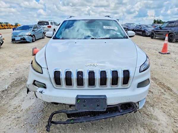 2017 JEEP CHEROKEE LATITUDE FWD