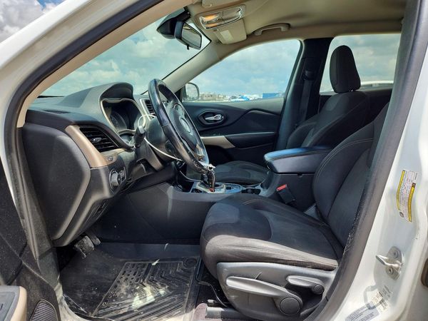 2017 JEEP CHEROKEE LATITUDE FWD