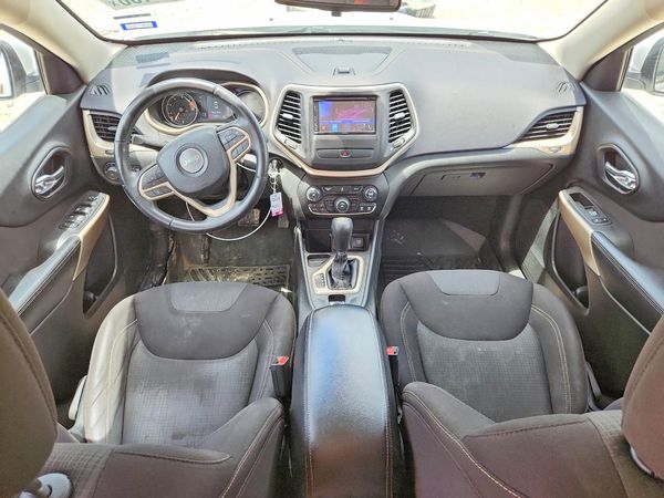 2017 JEEP CHEROKEE LATITUDE FWD
