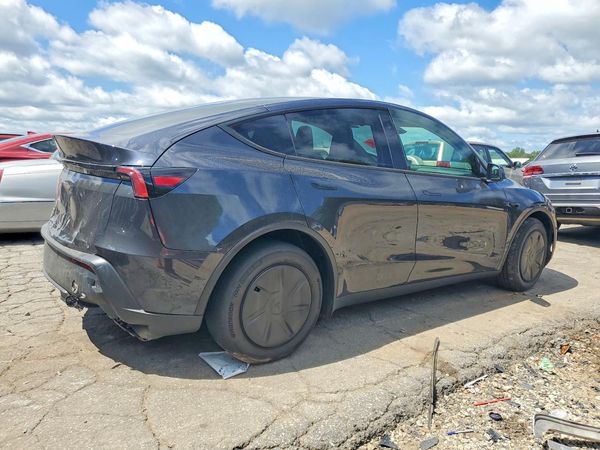 2026 TESLA MODEL Y