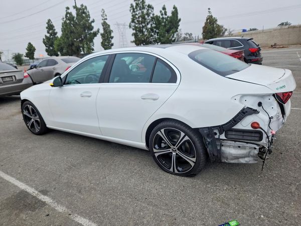 2022 MERCEDES-BENZ C C300
