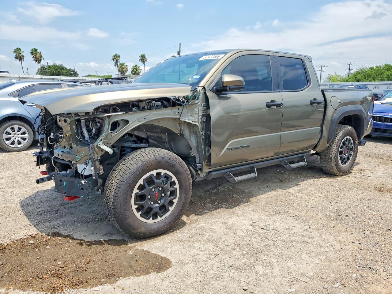 2025 TOYOTA TACOMA DBL