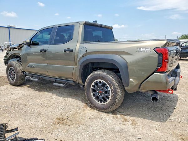 2025 TOYOTA TACOMA DBL