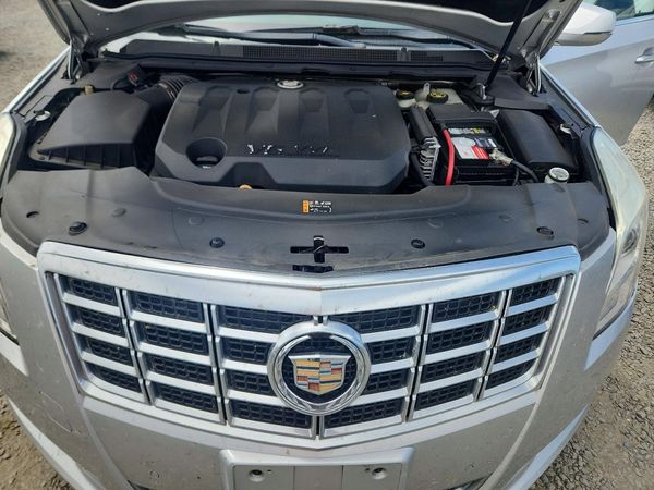 2013 CADILLAC XTS Luxury