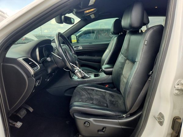 2020 JEEP GRAND CHEROKEE LAREDO 4X2