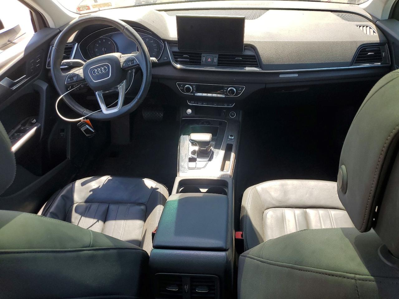 2023 AUDI Q5 quattro Premium