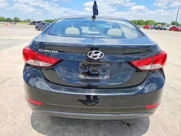 2016 HYUNDAI ELANTRA