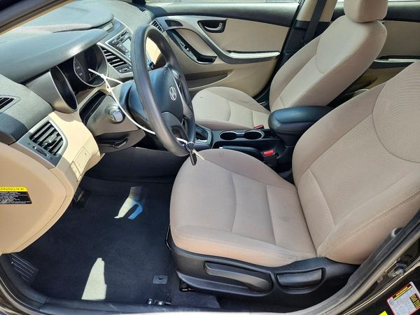 2016 HYUNDAI ELANTRA