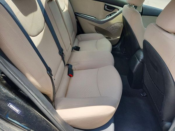 2016 HYUNDAI ELANTRA