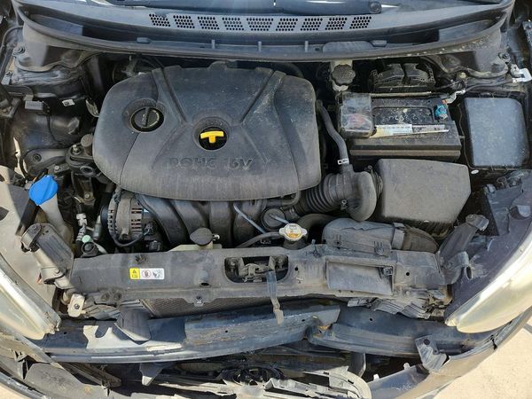 2016 HYUNDAI ELANTRA