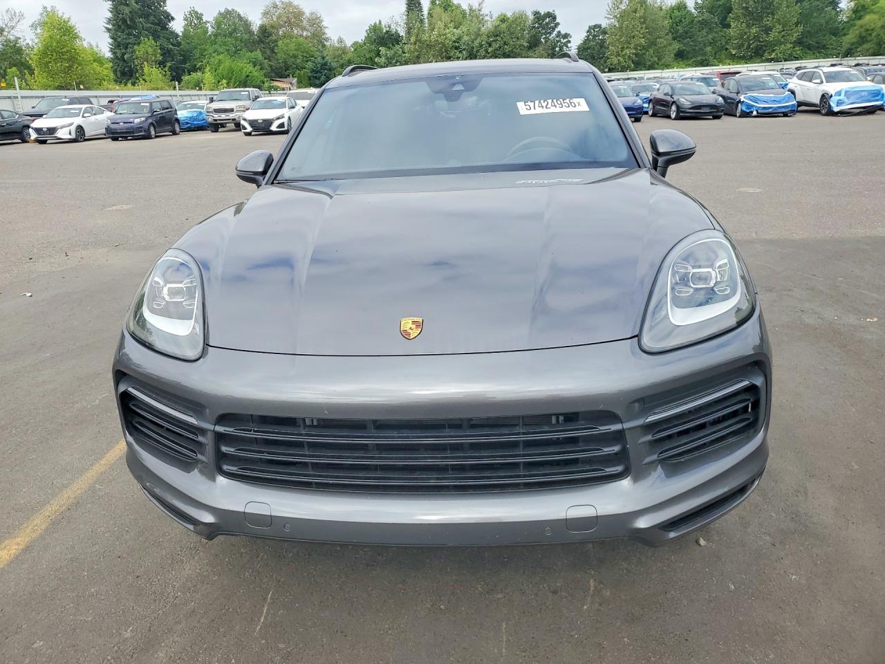 2022 PORSCHE CAYENNE Base