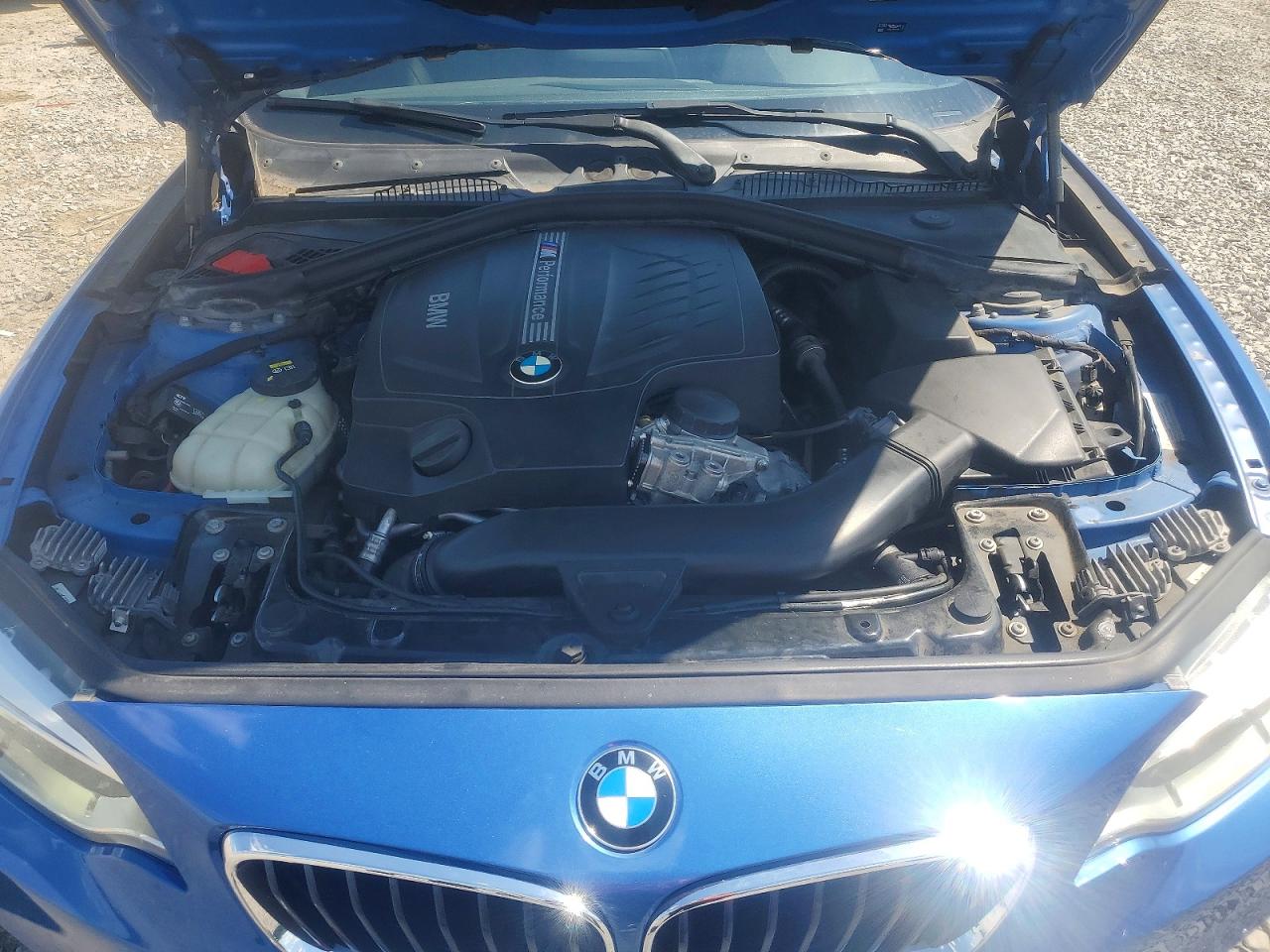 2016 BMW M235I