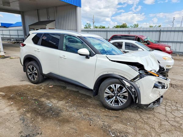 2023 NISSAN ROGUE SV — Passenger 3/4