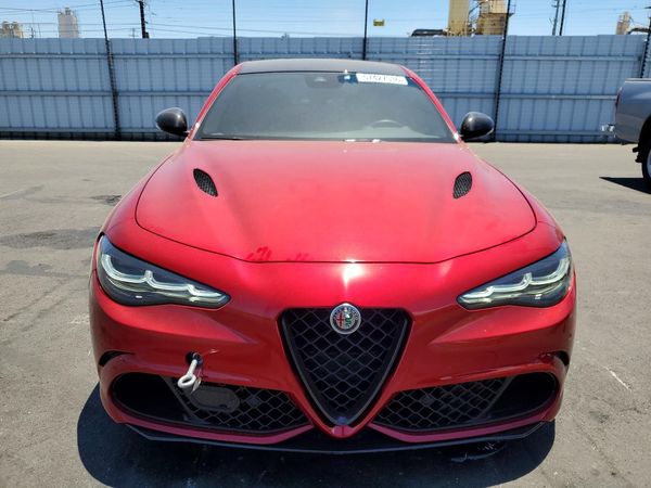 2024 ALFA ROMEO GIULIA QUADRIFOGLIO RWD