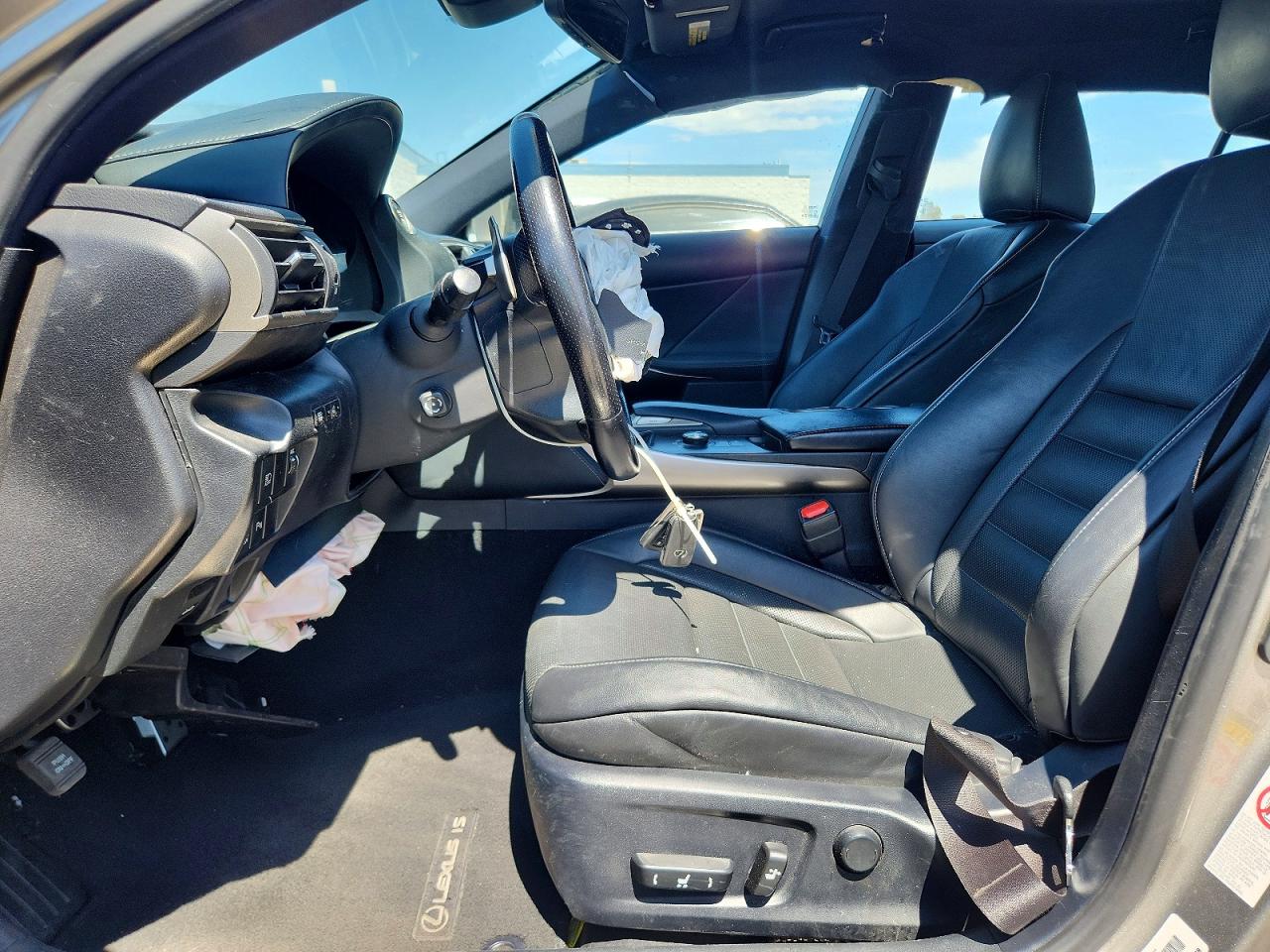 2018 LEXUS IS 300