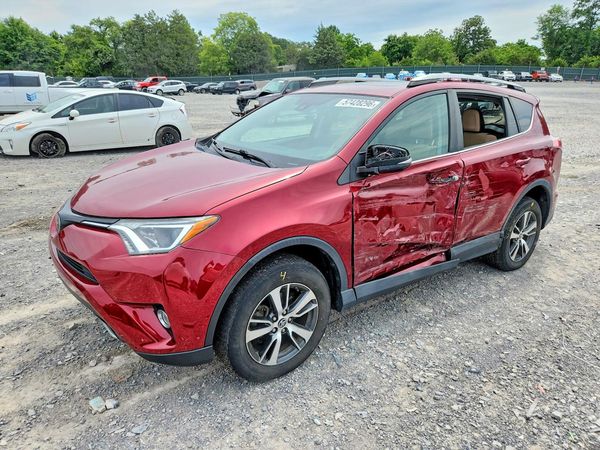 2018 TOYOTA RAV4 Adventure/XLE