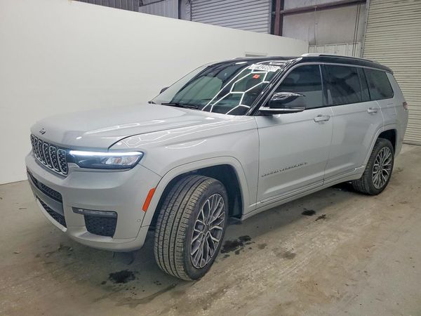 2021 JEEP GRAND CHEROKEE Summit