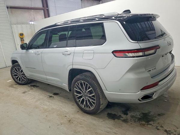 2021 JEEP GRAND CHEROKEE Summit