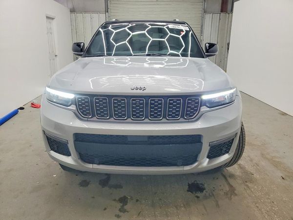 2021 JEEP GRAND CHEROKEE Summit