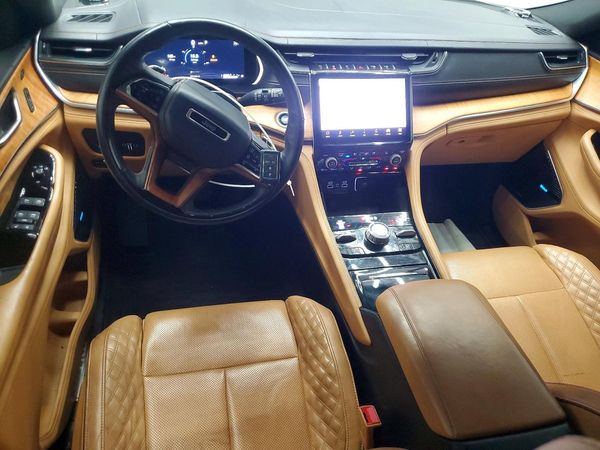 2021 JEEP GRAND CHEROKEE Summit