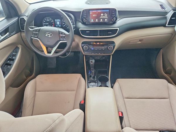 2021 HYUNDAI TUCSON SE