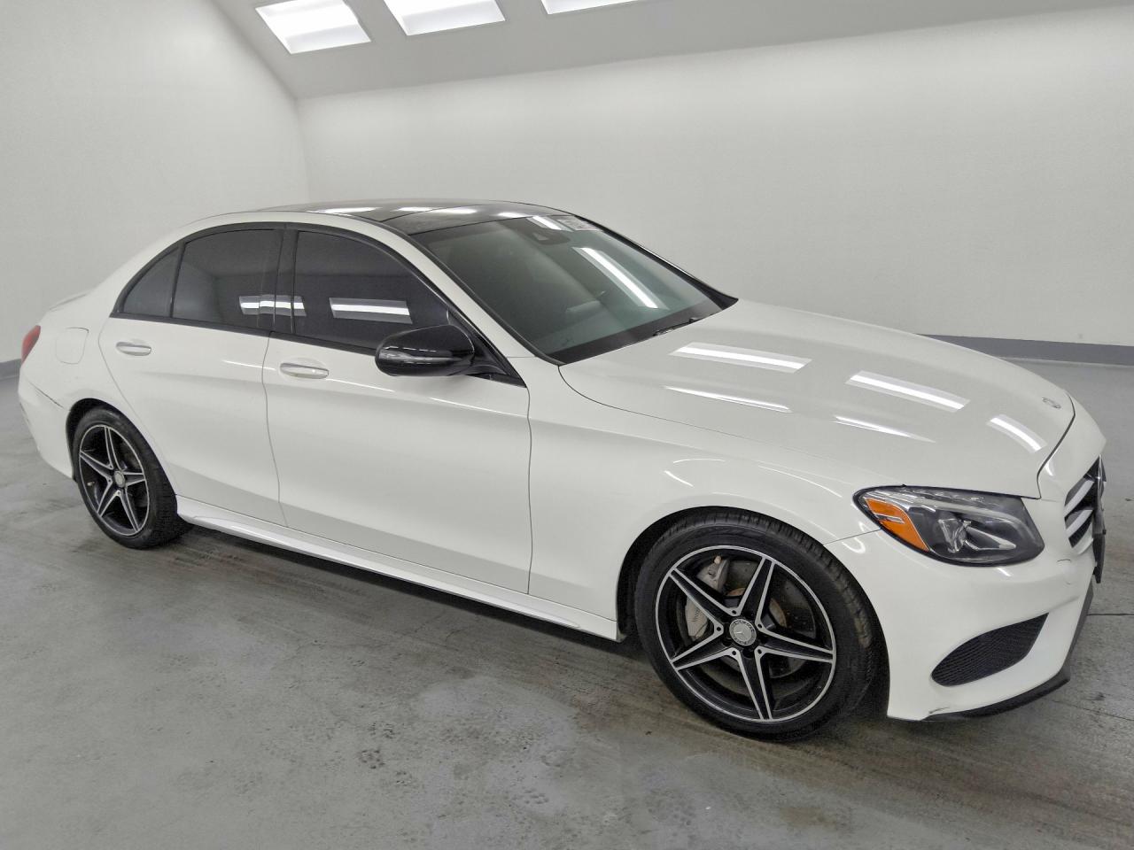 2016 MERCEDES-BENZ C C300-4M