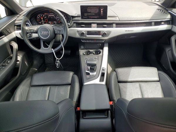 2017 AUDI A4 quattro Prestige