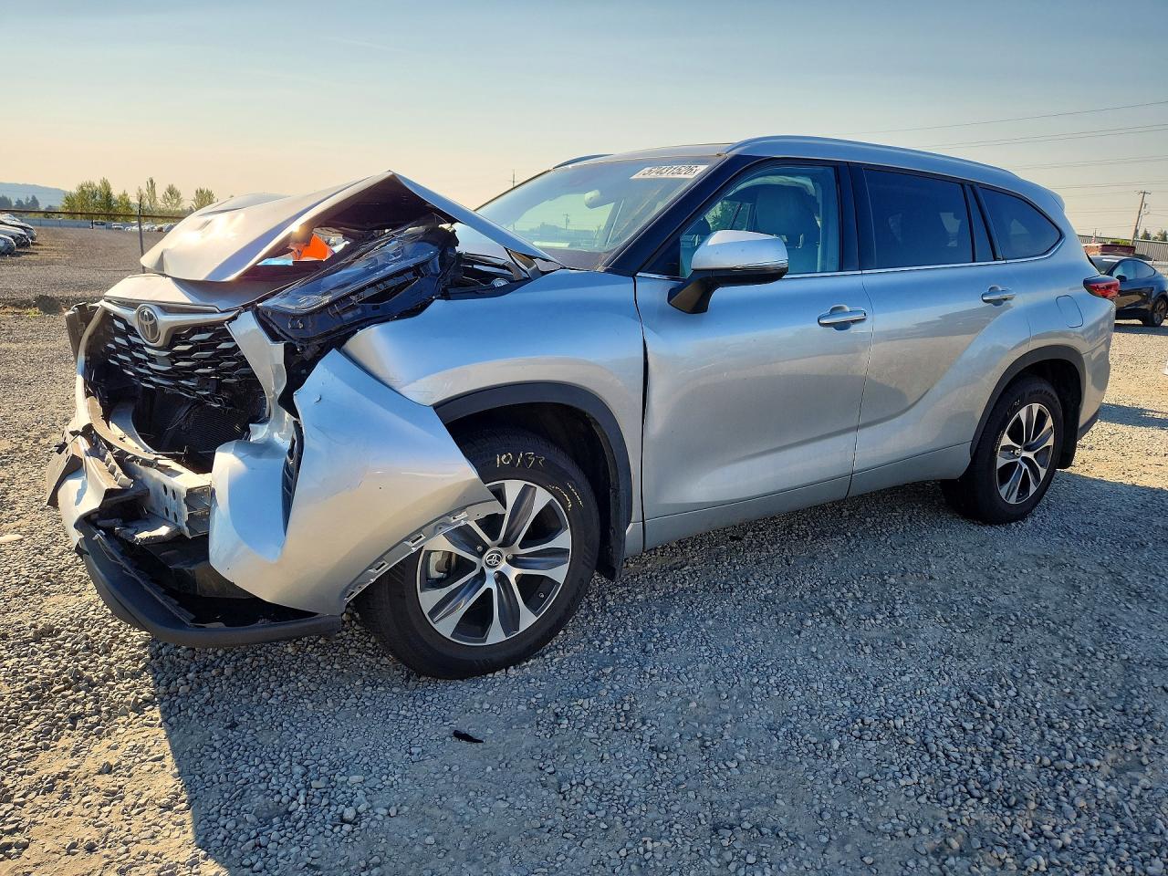 2020 TOYOTA HIGHLANDER XLE