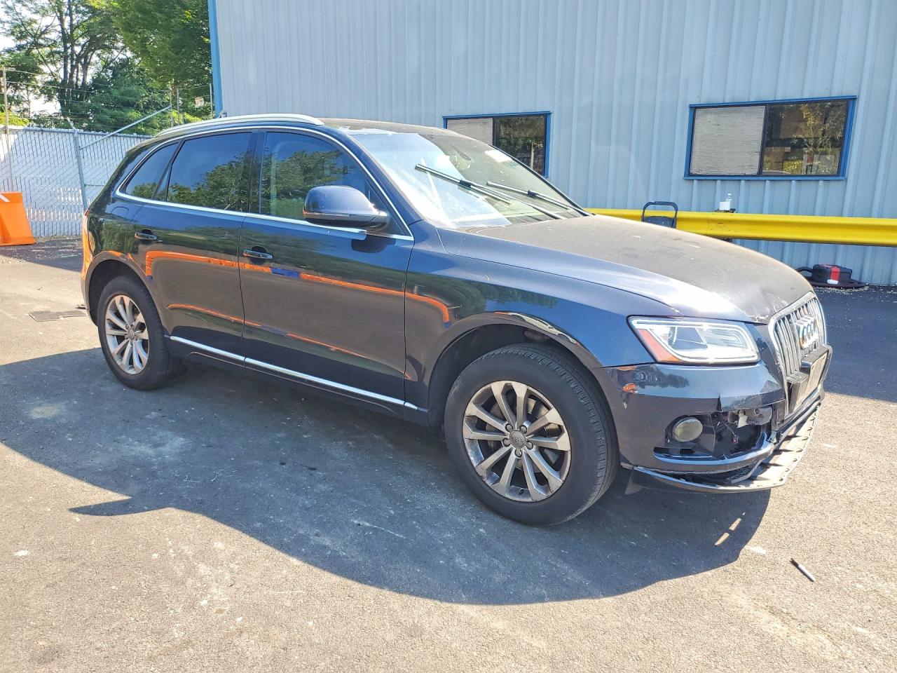 2013 AUDI Q5 Premium Plus