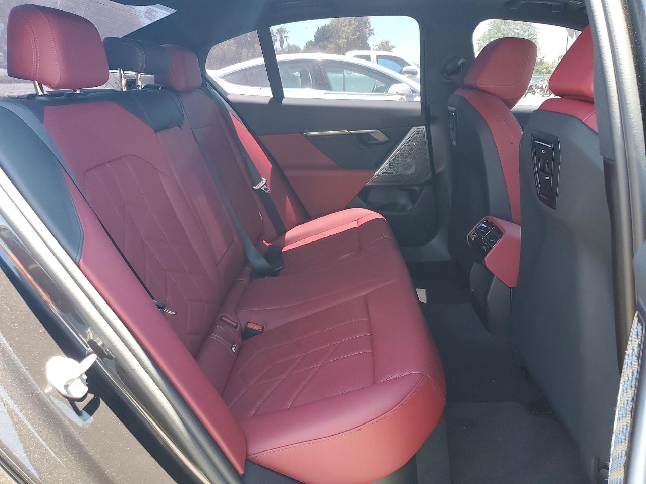 2025 BMW I5