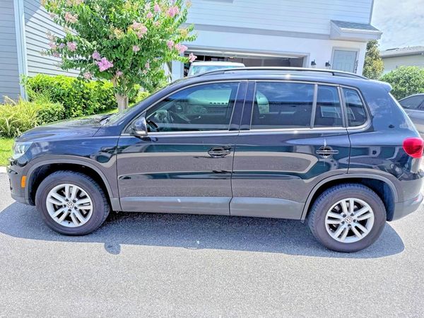 2017 VOLKSWAGEN TIGUAN