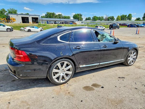 2017 VOLVO S90 Inscription — PSRA