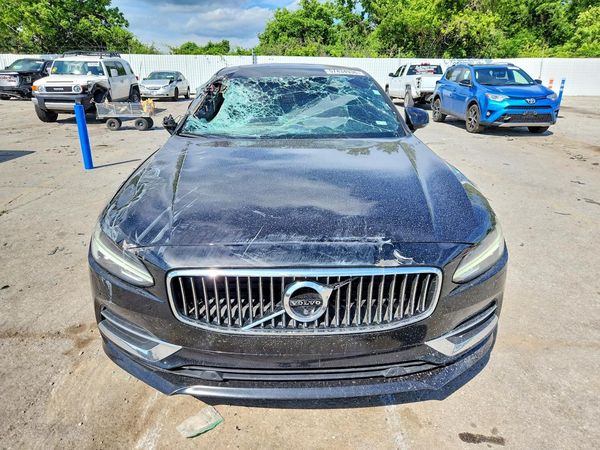 2017 VOLVO S90 Inscription — DIRF