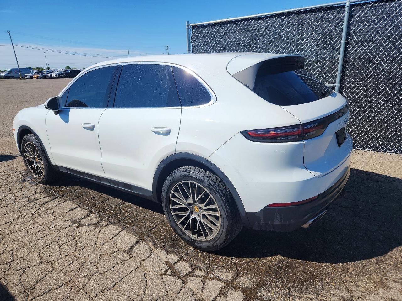 2019 PORSCHE CAYENNE