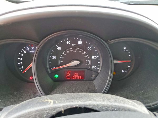 2013 KIA RIO EX / SX
