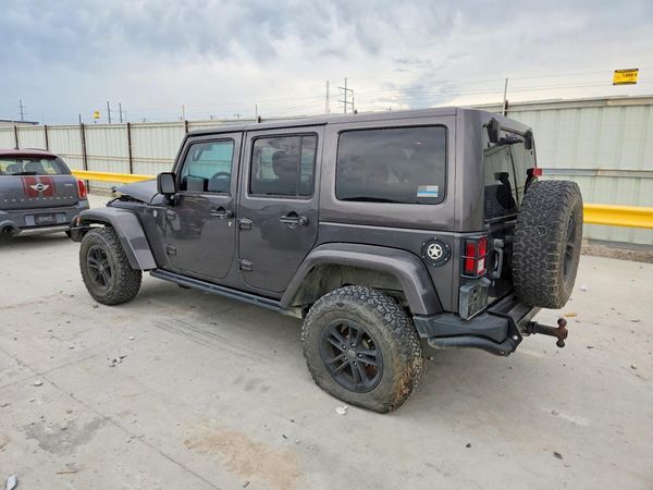 2017 JEEP WRANGLER UNLIMITED SAHARA 4X4