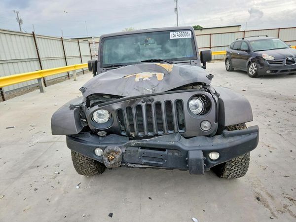 2017 JEEP WRANGLER UNLIMITED SAHARA 4X4